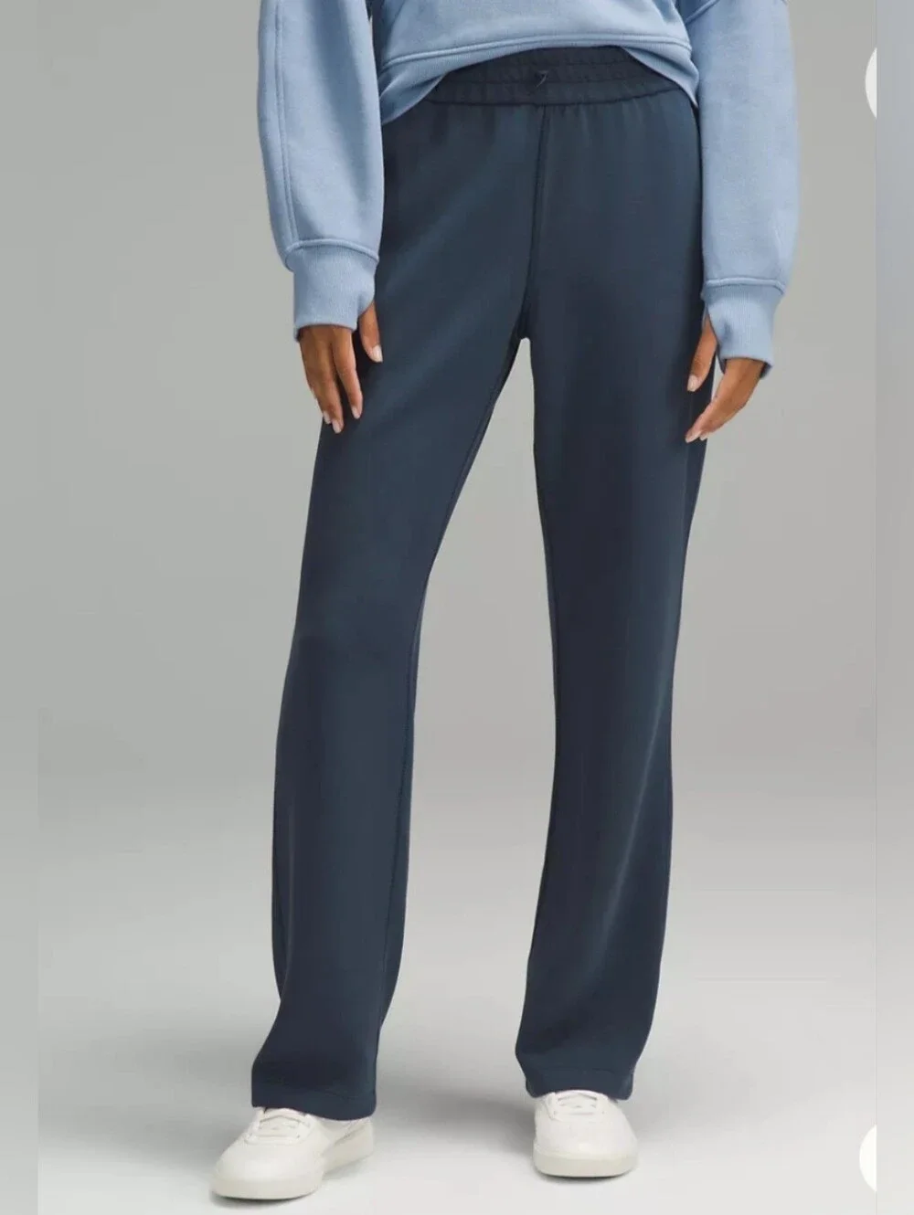 LULULEMON | Softstreme High-Rise Pant | True Navy | Size 8 Regular - Picture 2 of 10